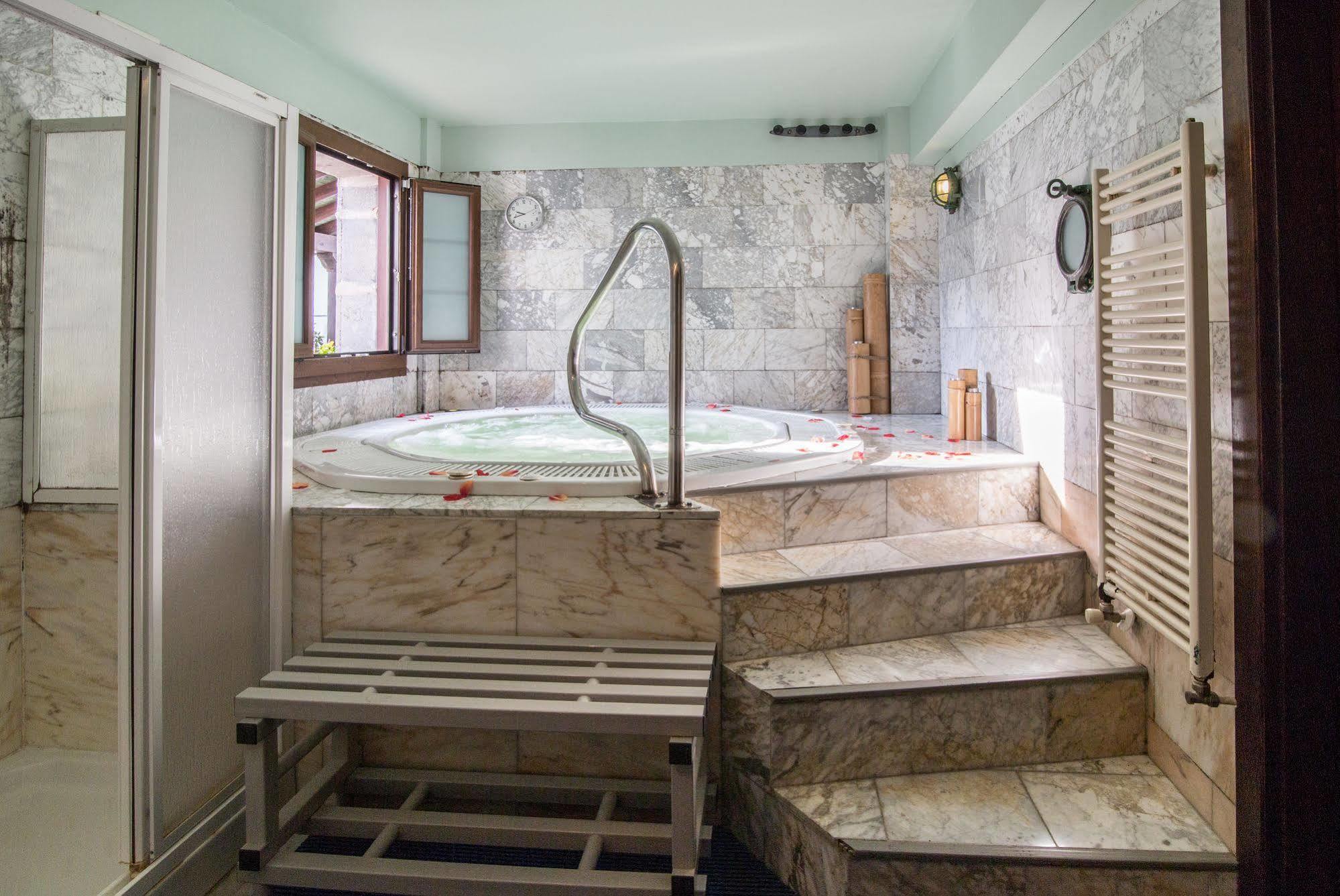 לסאקה Hotel Spa Atxaspi מראה חיצוני תמונה